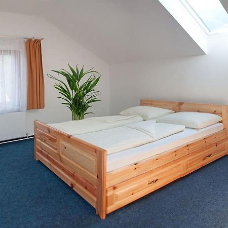 Gasthaus Pension Goldeck Spittal an der Drau Extérieur photo