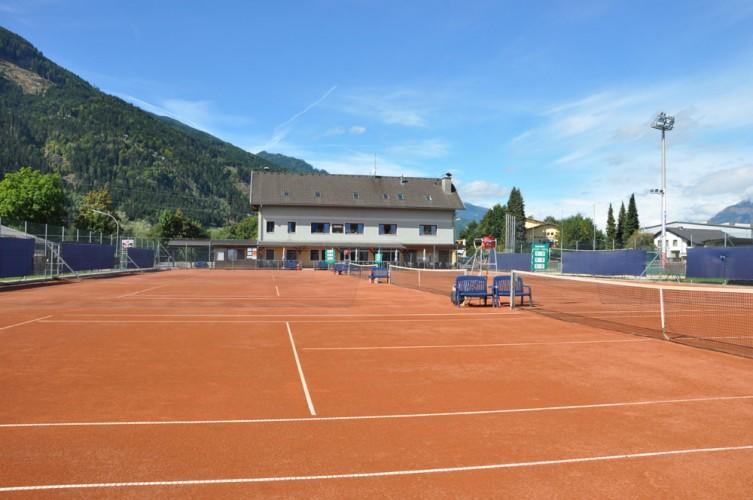 Gasthaus Pension Goldeck Spittal an der Drau Extérieur photo